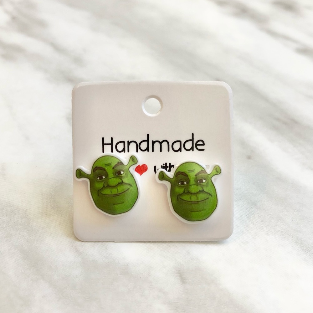 🎉 New Handmade Shrek Stud Earrings set